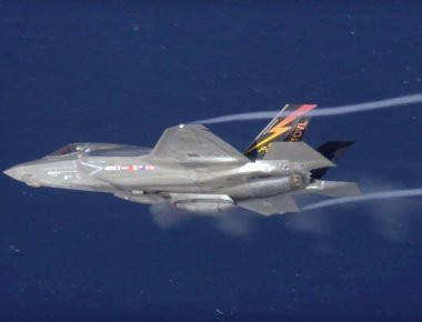 Το F-35 δοκίμασε για πρώτη φορά σε πτήση το ατρακτίδιο πυροβόλου GAU-22 (βίντεο)